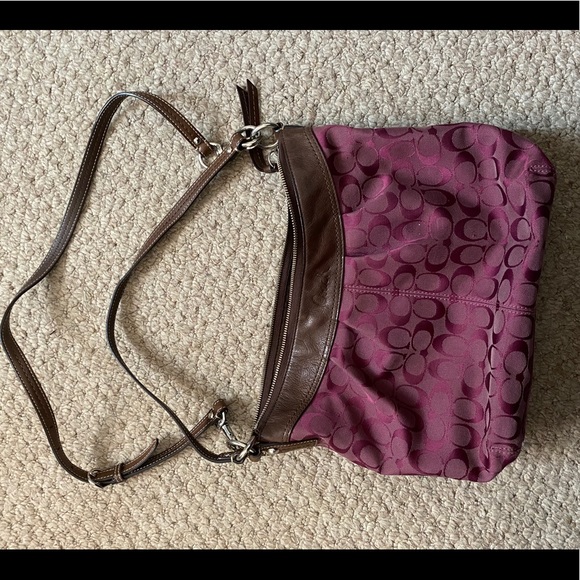 Coach Crossbody Bag - Picture 3 of 5